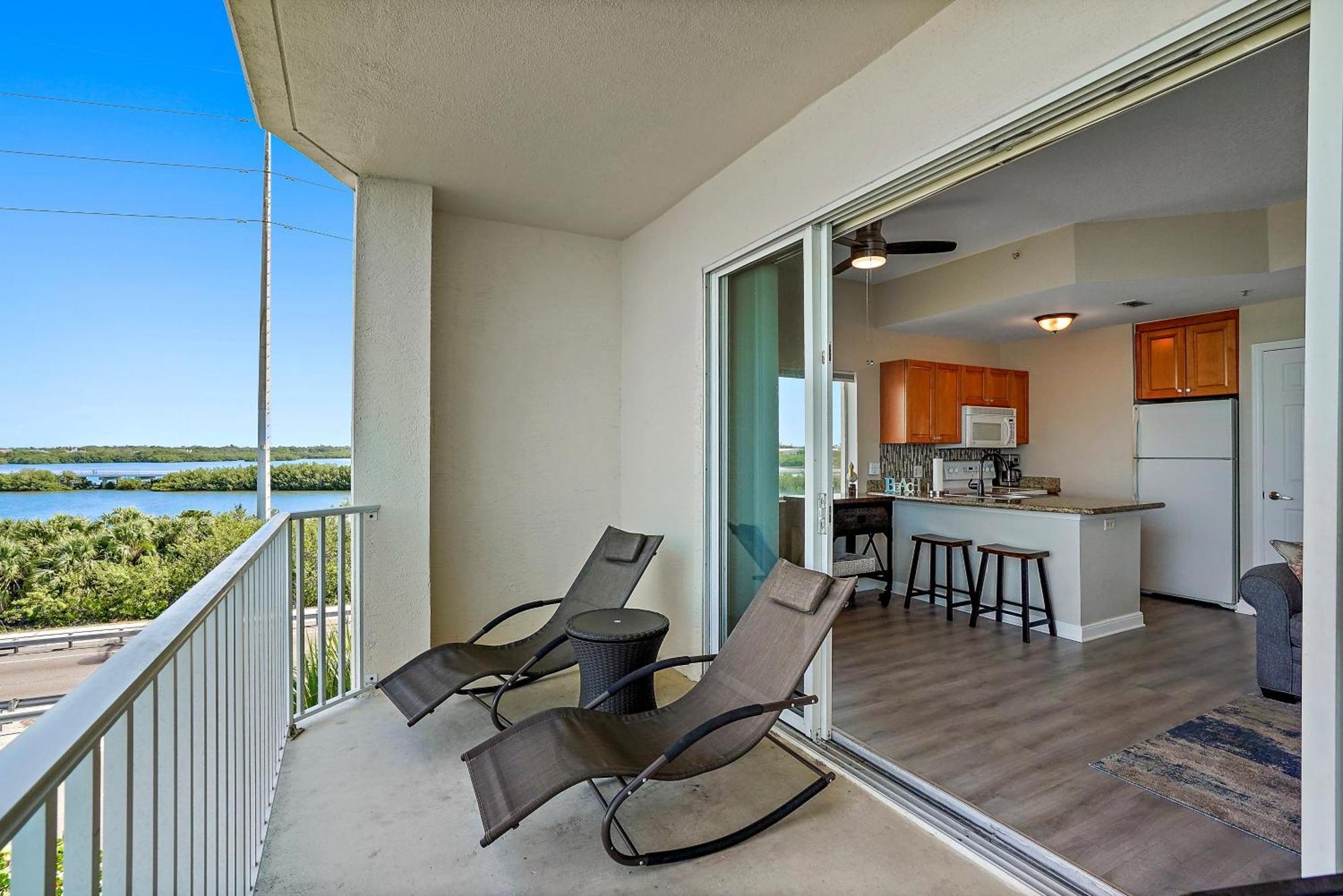 Oceanfront Luxury Condo! Mins To Beach! Rum Bar Next Door! San Petersburgo Exterior foto