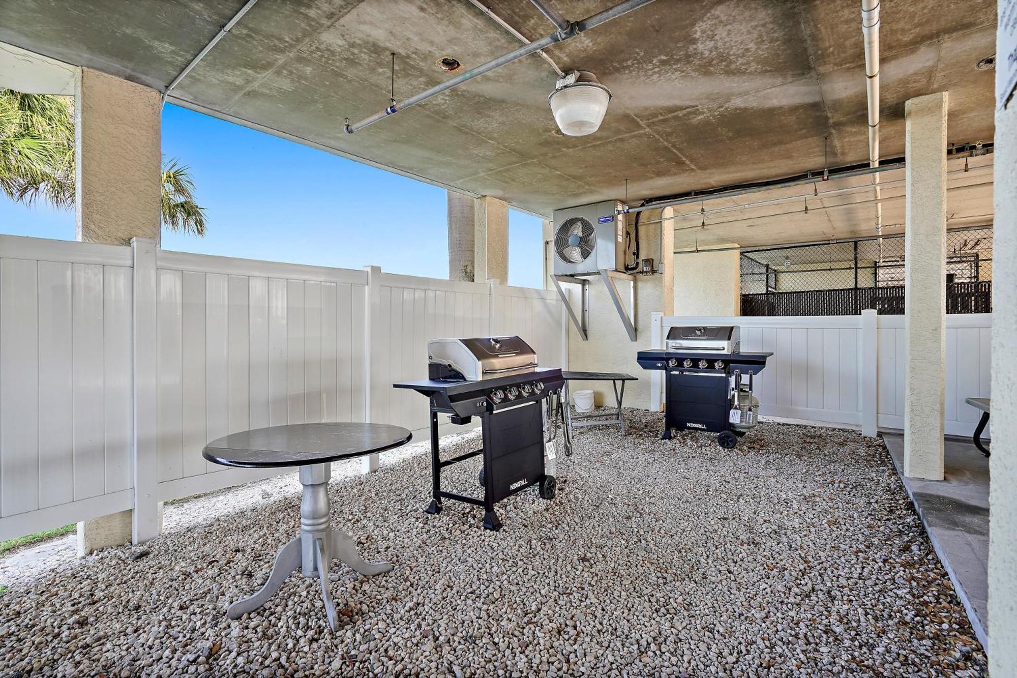 Oceanfront Luxury Condo! Mins To Beach! Rum Bar Next Door! San Petersburgo Exterior foto